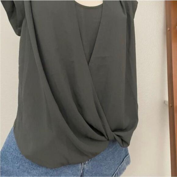Halogen Beluga gray faux wrap front blouse - Picture 4 of 9